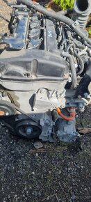 MITSHUBISHI OUTLANDER 2019R HYB 2,4 4B12 - 4