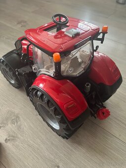 Traktor Bruder - 4