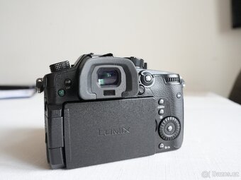 Panasonic GH5 + příslušenství - 4