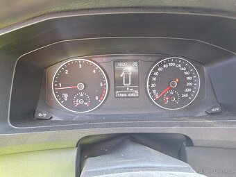 Volkswagen Transporter T6 2.0 TDI - 4