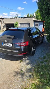 PRODÁM ŠKODU SUPERB 3 Laurin a Klement - 4