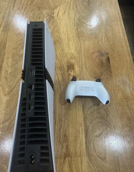PlayStation 5 Slim - 4