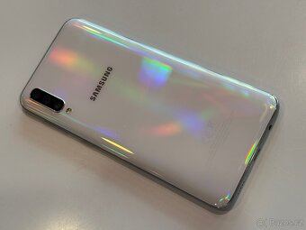 SAMSUNG A50 - 4