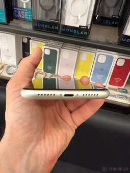 Prodám iphone 11 128gb - 4