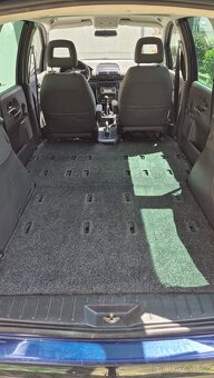 Volkswagen Sharan - 4