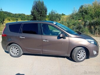 Renault Grand Scenic  1,9 dci - 4
