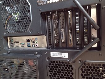 i5-11400f, 32GB, GTX1070Ti = nadupaný, sladěný a čistý PC - 4
