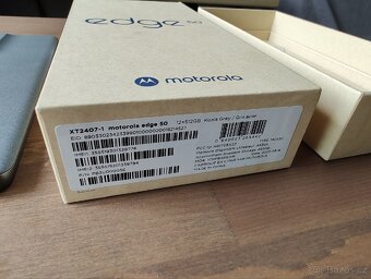 Motorola Edge 50 5G Koala Grey - 4