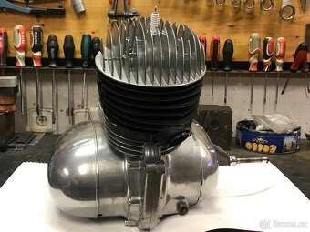 motor ČZ 175 / 450 - 4