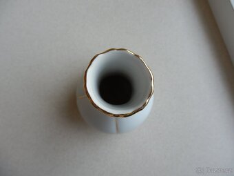 Porcelánové vázičky, košík, pejsek, ovečka, kačer - 4