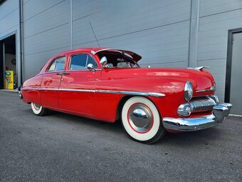 1950 Mercury Eight Sport Sedan - 4