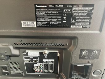 Stolek pod televizi + televize - 4