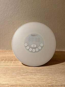 Budík Decotech se simulací východu slunce - 4