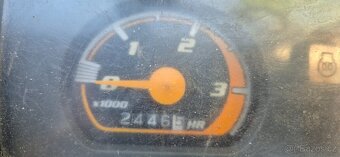 Minibagr kubota u25-3 - 4