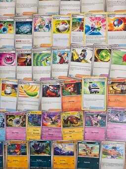Sbírka karet Pokémon - 4