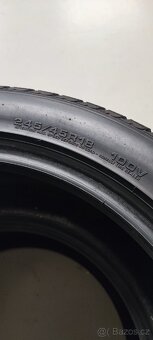 1ks 245/45/18 Goodyear UltraGrip, DOT 1923, 7.3mm. - 4