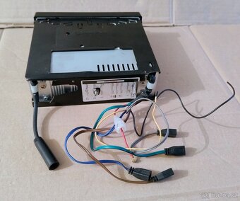 Retro dobové autoradio SHARP RG-F297 - 4