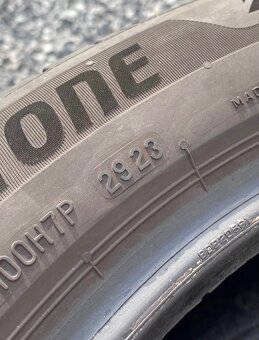 205/55 R17 BRIDGESTONE - 4