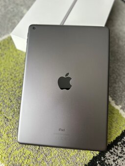 Apple iPad 9. Gen 10,9” 64GB - 4