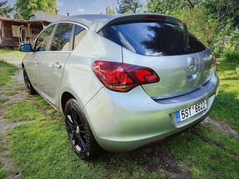 Opel Astra J 1.7 cdti - 4