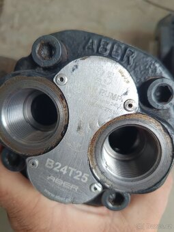 Avia A75 čerpadlo hydraulické - 4