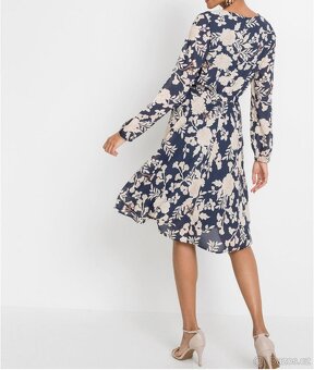 Elegantní krásné šaty s páskem 40 - 4