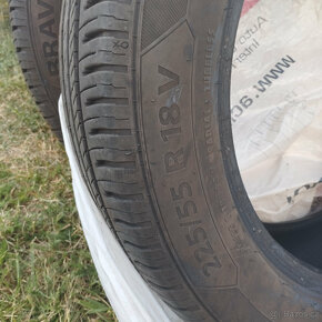 BARUM letní 235/45 R 18 - 4 kusy - 4