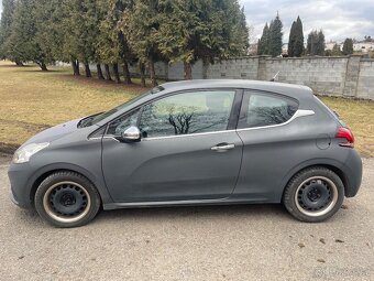 Peugeot 208. RV2016. Najeto 74000km - 4