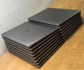 MacBook Air M1 2020 CTO/8GB RAM/M1/256GB SSD/Záruka - 4