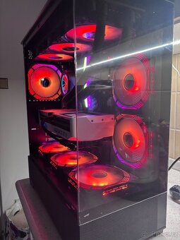 Herní bestie – úplně nové, rtx 4070 (3fan), Ryzen 7500F (AM5 - 4