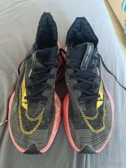 Nike - 4