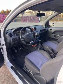Ford fiesta - 4