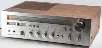 JAPONSKÝ PŘIJÍMAČ AKAI AA- 1050 - 4