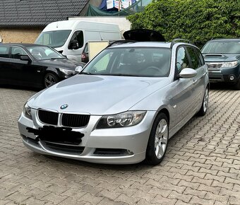 BMW 320d, 120 kW, automat, kůže, navigace, panorama - 4