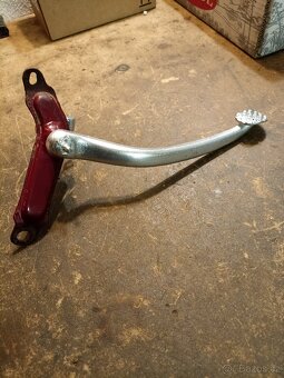Páka zadní brzdy s maznicí - 4