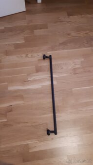 Nová kovová tyč na ručníky černá 76cm - 4