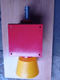 Štěpkovač za traktor nový - 4