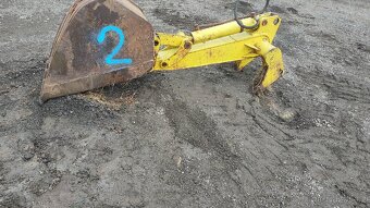 Podkop na UN 053 Hon - 4