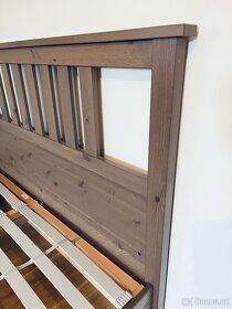 Manželská postel dřevěná Ikea Hemnes 160x200 - 4
