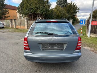 MERCEDES C 280 COMBI 3,0 V 6 AVANTGARDE 170 kW - 4