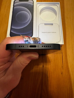 Apple iPhone 12, 64GB Black A použitý + kabel a kabička - 4