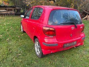 Toyota Yaris 2005--facelift--1.O-48 kw-náhradní díly - 4