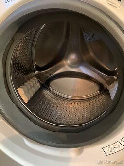 Pračka Whirlpool FSCR90423 - 4