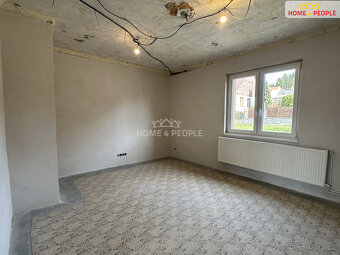 Pěkný, prostorný RD 4+KK, 90m2, pozemek 348m2, okr. Kladno-L - 4