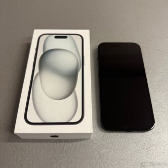 Pouze rozbalený iPhone 15 128GB černý, 2 roky záruka - 4