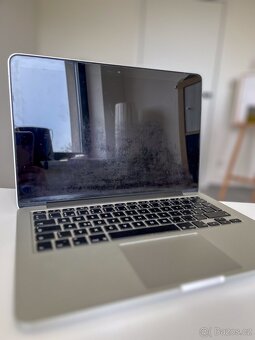 MacBook Pro 13,3" (2015) – 256 GB, CZ klávesnice - 4