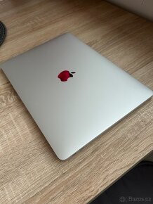 Apple Mac Book PRO 13” A1708 - 4