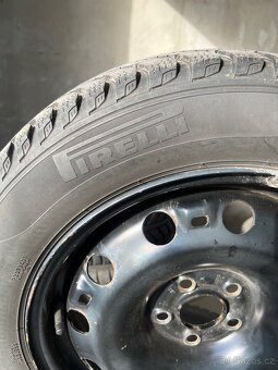185/60 R15 5X100 Pirelli 5,5mm - 4