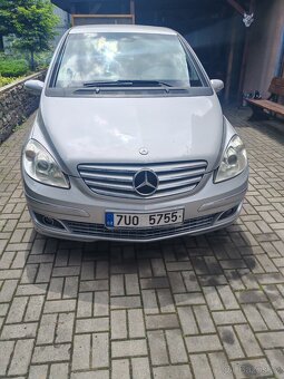 Mercedes B 180 CDI, r.v. 2007, najeto 228000 km - 4