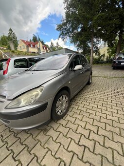Pegeot 307 - 4